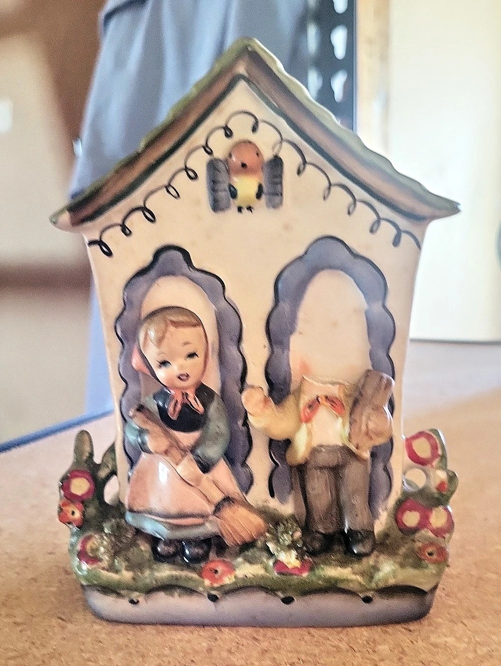 PANDORA Hand-Painted Figurine Decor Fair